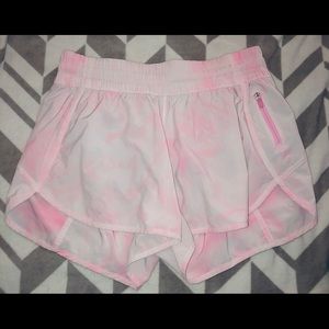 Lululemon Tracker V Shorts Diamond Dye Miami Pink
